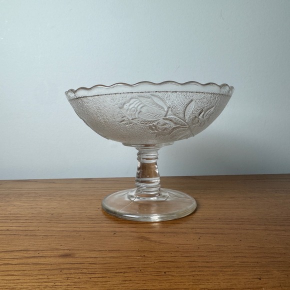 Campbell Jones & Co Rose in the Snow Antique 1880s Embossed Glass Compote Dish - Picture 6 of 9